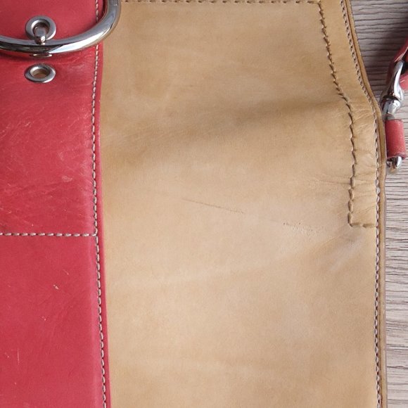 Coach Vachetta leather buckle wristlet wallet. - Picture 16 of 16